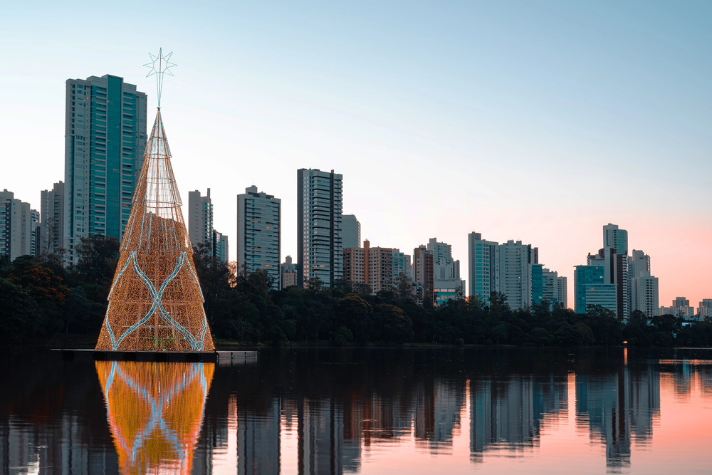 Quais as cidades turísticas no Brasil que atraem visitantes? 3 londrina parana