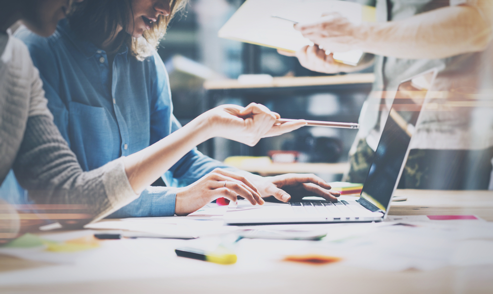 Como Escolher a Agência de Marketing Digital Ideal para Impulsionar o Negócio 4 Depositphotos 138846544 S
