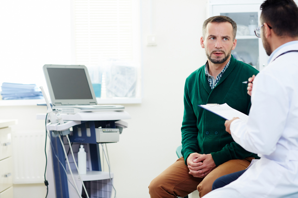 Cuidados Pós-Operatórios Imediatos na Cirurgia de Próstata 2 medico prostata 9